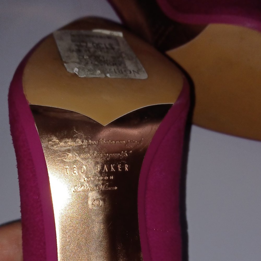 Ted Baker London Suede Pump Heels - Picture 4 of 13